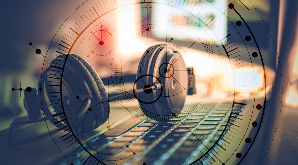 How the Blockchain Lets Musicians Connect with Fans (and Get Paid)